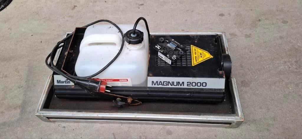 Martin Magnum 2000 rookmachine, Ophalen, Gebruikt