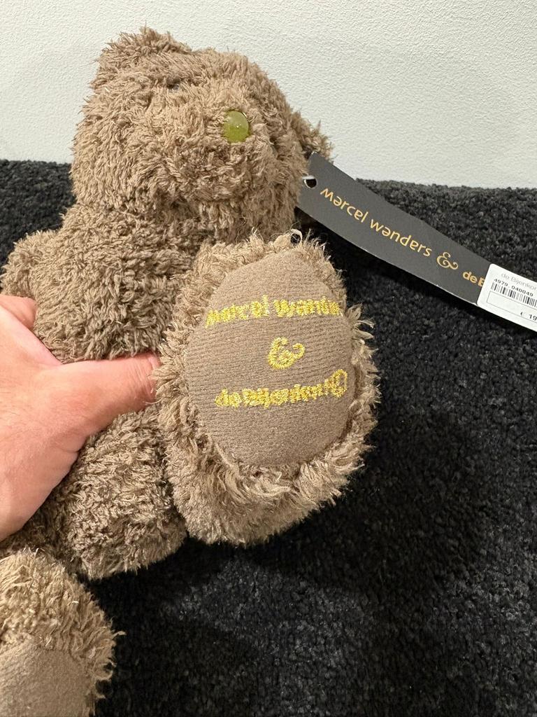 Marcel Wanders & de Bijenkorf knuffelbeer, Kinderen en Baby's, Speelgoed | Knuffels en Pluche, Overige merken, Beer, Ophalen of Verzenden