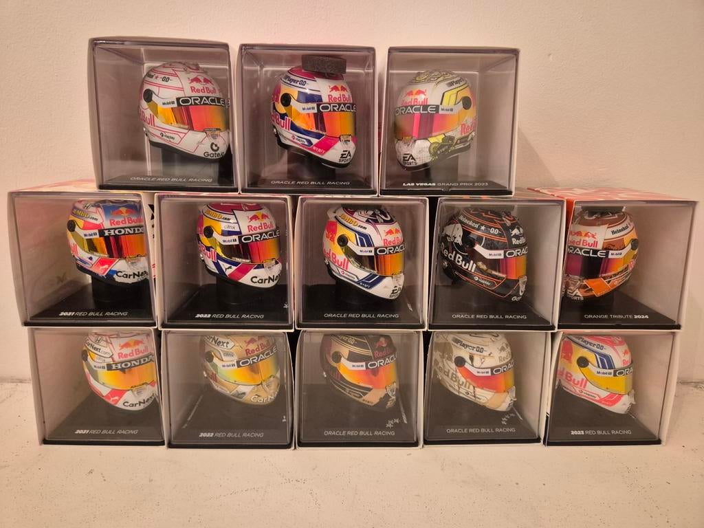 MAX VERSTAPPEN 1:4 HELMEN COLLECTIE NIEUW REDBULL FORMULE 1, Verzamelen, Ophalen, Nieuw, Formule 1