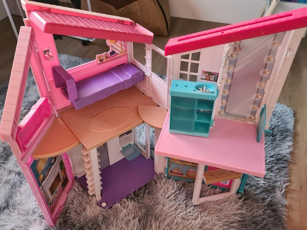 Groot Barbie Droomhuis - Inklapbaar Poppenhuis, Kinderen en Baby's, Speelgoed | Poppenhuizen, Ophalen of Verzenden, Gebruikt, Poppenhuis