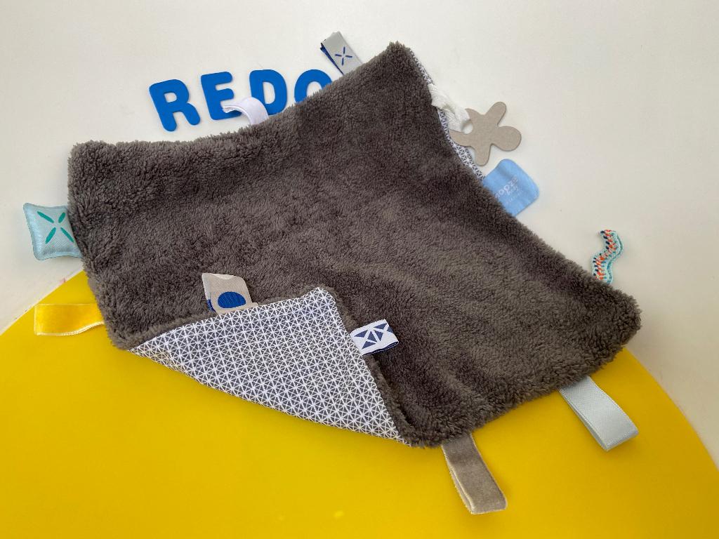 723 snoozebaby snooze baby doekje grijs, Ophalen of Verzenden, Zo goed als nieuw, Overige typen