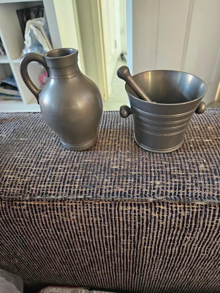 Tinnen kannetje en emmertje met vijzel van Daalderop, Ophalen of Verzenden