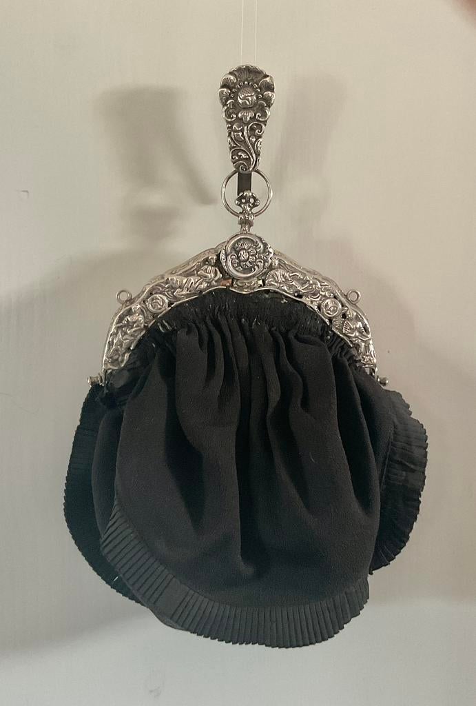 Schitterende antieke zilveren beugeltas met haak, Antiek en Kunst, Ophalen of Verzenden