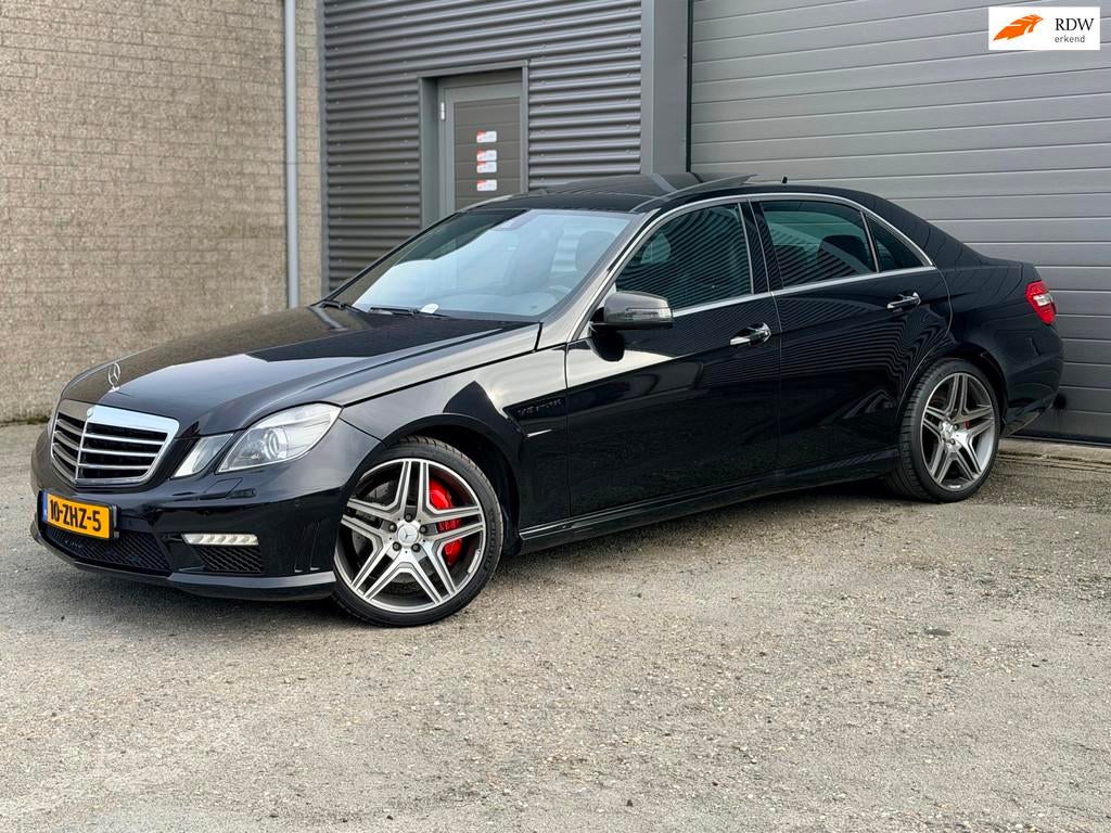 Mercedes-Benz E-klasse AMG 63, Achterwielaandrijving, Gebruikt, 8 cilinders, Zwart