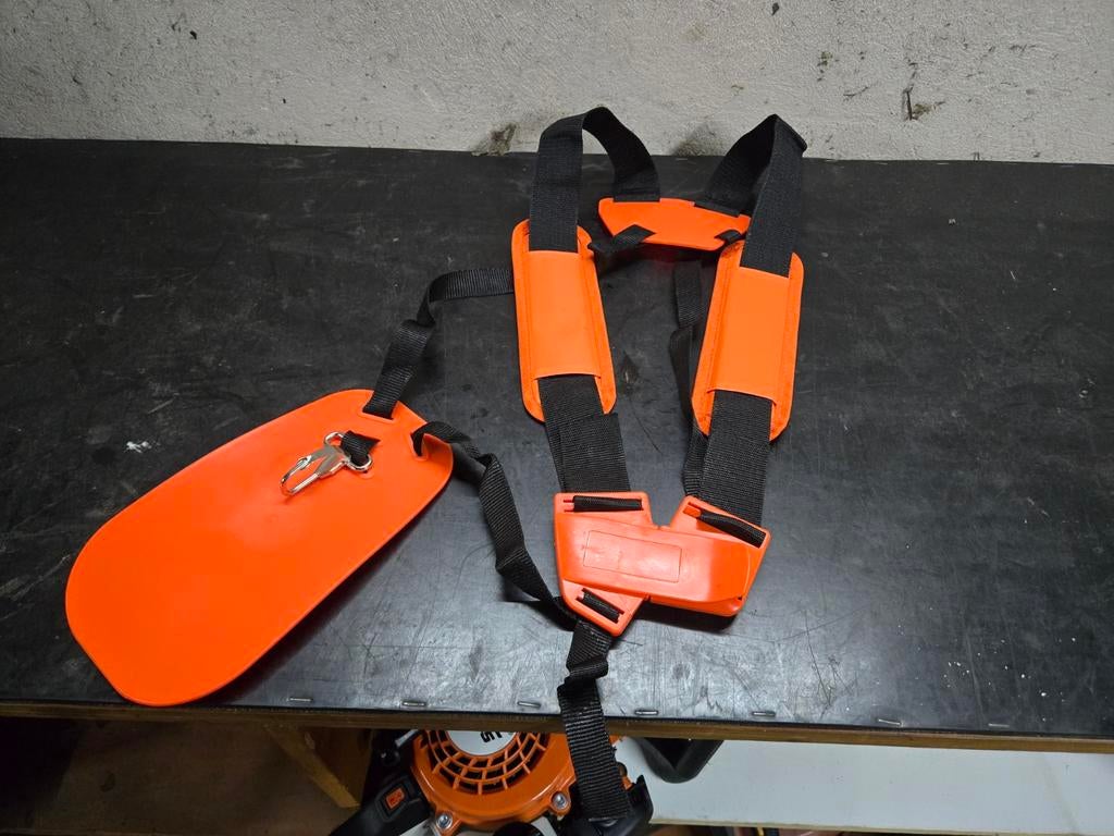 Nieuw Universeel Harnas | Draagtuig voor bosmaaier etc., Tuin en Terras, Hand-tuingereedschap, Ophalen of Verzenden, STIHL, Universeel harnas bosmaaier