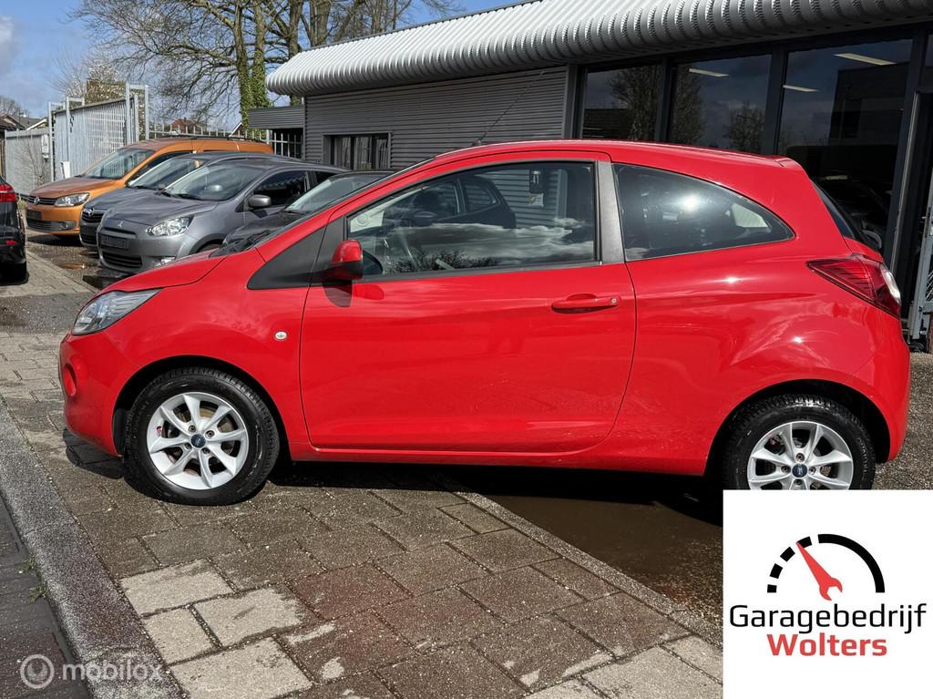 Ford Ka 1.2 Champions Edition airco multifunc.stuur nw apk, Voorwielaandrijving, Start-stop-systeem, Stof, Gebruikt