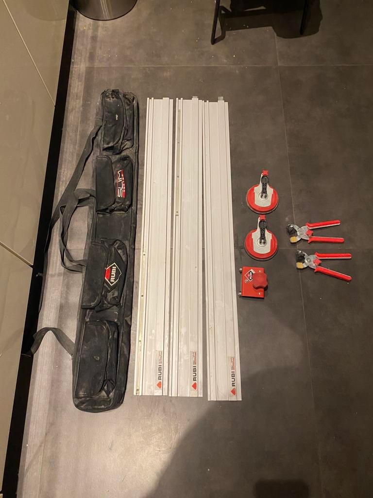 Rubi Slim Cutter Tegelsnijder | snijden tot 330, Ophalen of Verzenden, Zo goed als nieuw