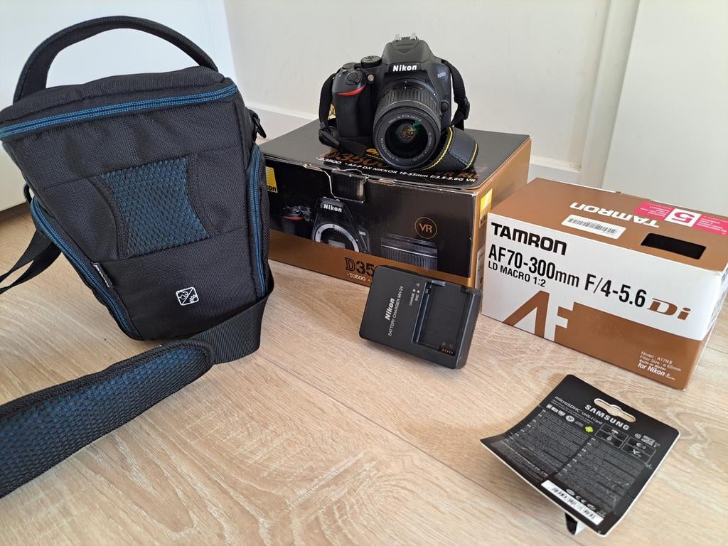 Nikon D3500 spiegelreflexcamera met accessoires, Ophalen, Zo goed als nieuw, Spiegelreflex, Nikon