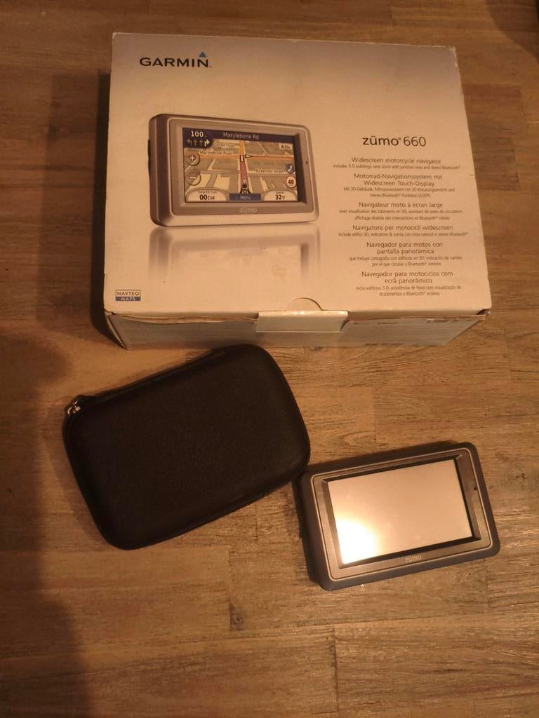 Garmin zumo 660 met accessoires, Motoren, Accessoires | Navigatiesystemen, Ophalen of Verzenden