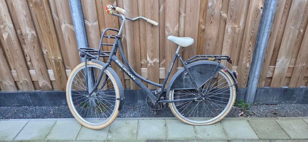 Pelikaan fiets met lekke band, Ophalen, Gebruikt, Overige merken