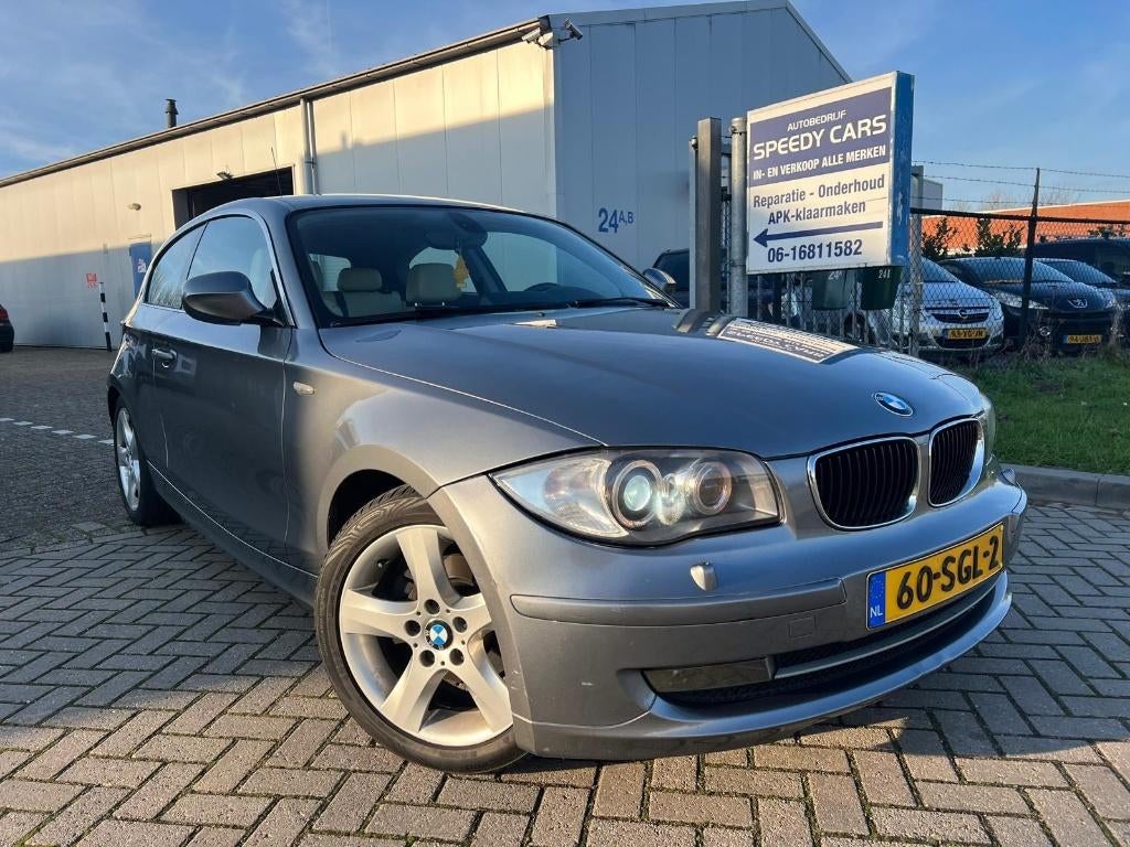 BMW 1-Serie 2.0 118I 2011 Leer Navi MOTORSCHADE, 1-Serie, Achterwielaandrijving, 1995 cc, Beige