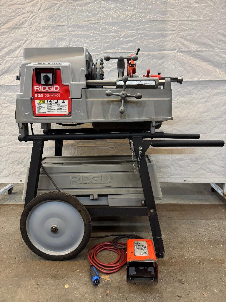 Draadsnijmachine Ridgid 535 verrijdbaar, Ophalen, Gebruikt