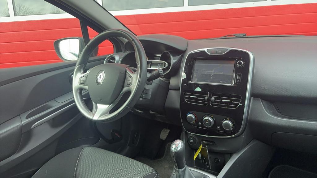Renault Clio Estate 1.5 dCi ECO Night&Day NAVI / AIRCO / PDC, Auto's, Voorwielaandrijving, Euro 5, Stof, Gebruikt