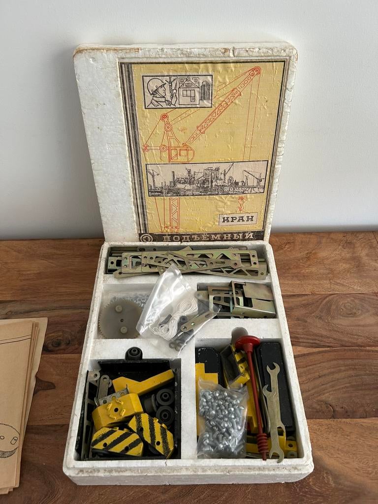 Vintage russische bouwkraan, verglijkbaar met Meccano, Ophalen of Verzenden