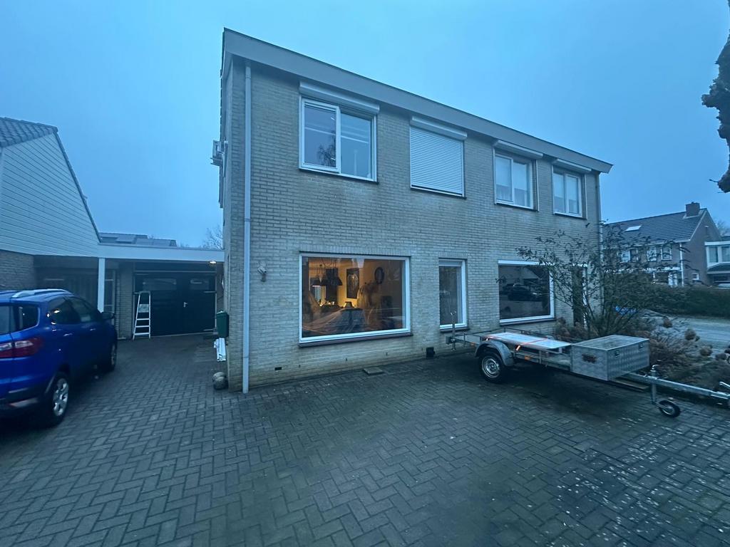 2 rolluiken, Doe-het-zelf en Verbouw, Rolluiken, Gebruikt, Wit, 150 tot 200 cm, Ophalen of Verzenden