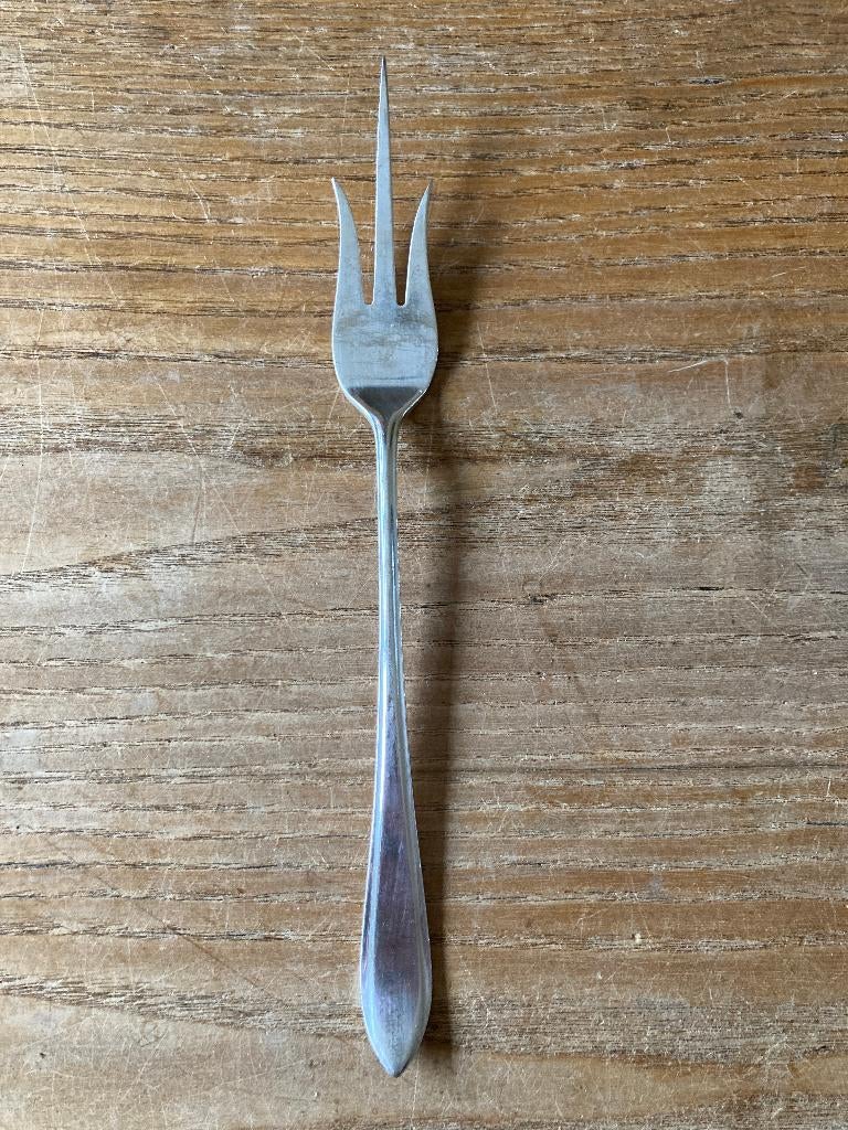 Keltum P8 puntfilet verzilverde cakeprikker cakevork, Antiek en Kunst, Ophalen of Verzenden