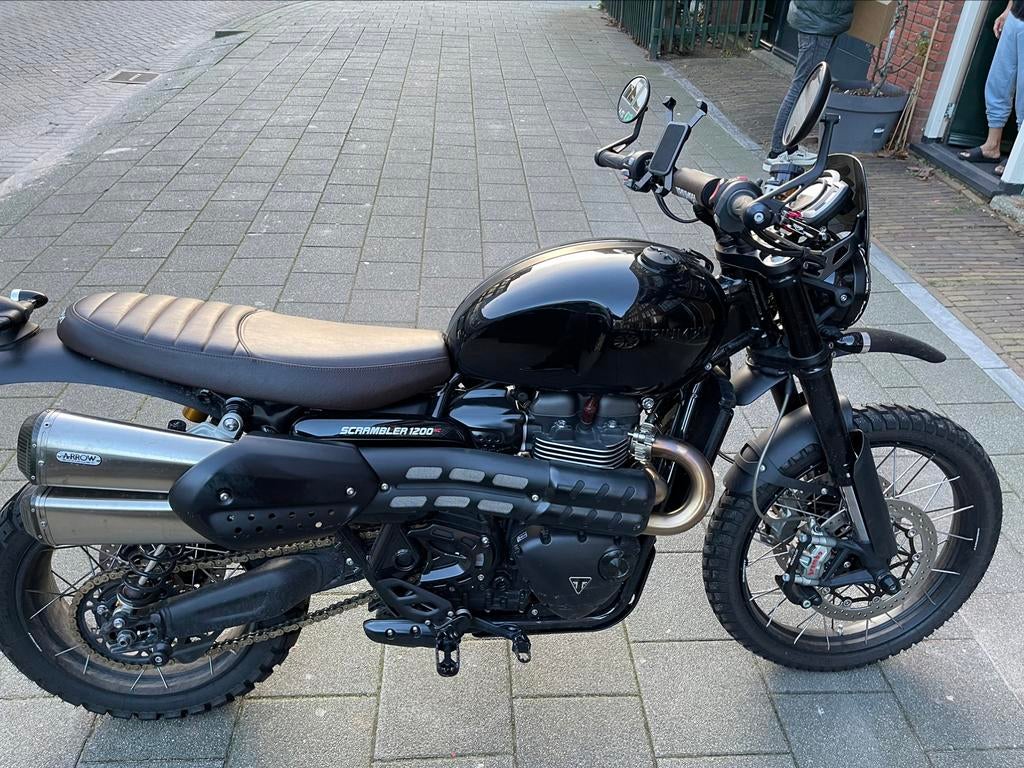 Triumph Scrambler 1200 xc custom black