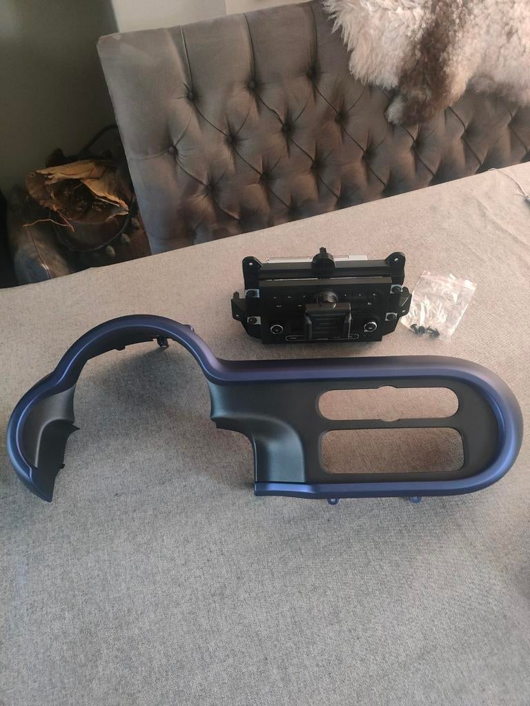 Originele Radio + Ombouw Renault Twingo III (2014+), Auto-onderdelen, Ophalen, Renault