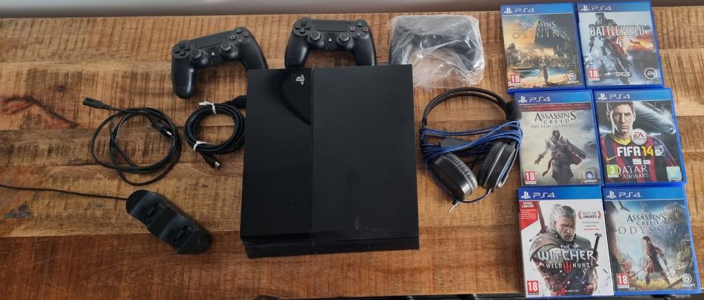PlayStation 4 + 3 controllers + 6 games | Compleet pakket, Spelcomputers en Games, Spelcomputers | Sony PlayStation 4, Ophalen of Verzenden