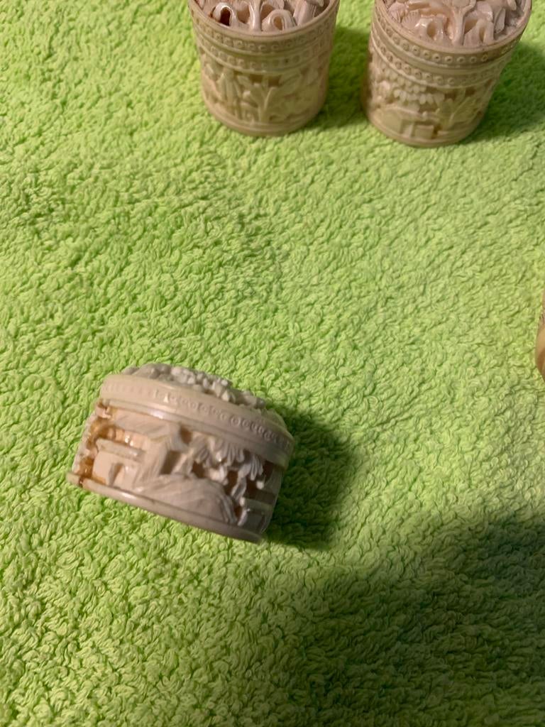 Chinees pillendoosjes, Ophalen of Verzenden