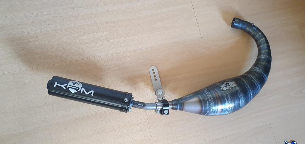 Nieuw! KRM uitlaat Minarelli AM6 onderlangs 70cc 80cc -100cc, Ophalen, KRM, Derbi, Nieuw
