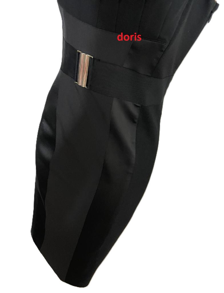 jurk Karen Millen maat 16/44 oksel tot oksel 48 rek 52 cm, Karen Millen, Zwart, Maat 42/44 (L), Ophalen of Verzenden