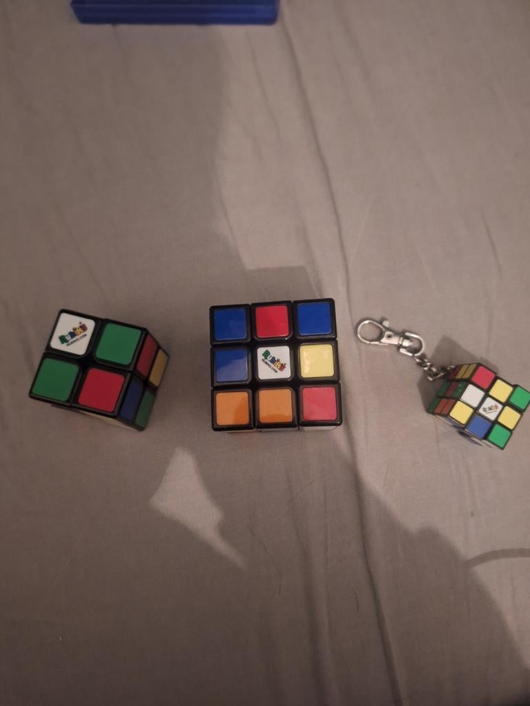 Originele rubiks kubus set. Appen bij interresse., Ophalen, Minder dan 500 stukjes, Zo goed als nieuw, Rubik's of 3D-puzzel