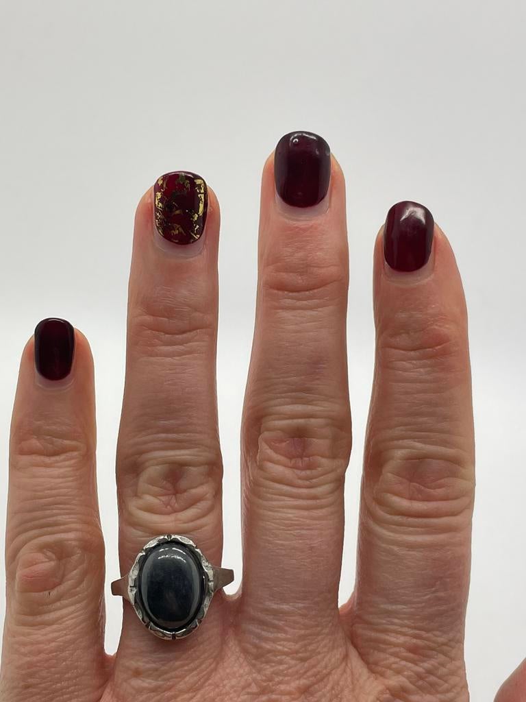 B406 Prachtige zilveren hematiet ring maat 18, Sieraden, Tassen en Uiterlijk, Ringen, 18 tot 19, Ophalen of Verzenden, X, Met edelsteen