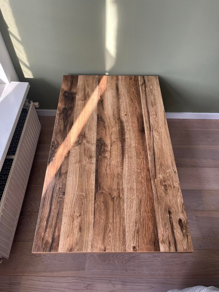 Salontafel met zwarte poten, Huis en Inrichting, Tafels | Salontafels, Ophalen, Gebruikt, 100 tot 150 cm, Eikenhout