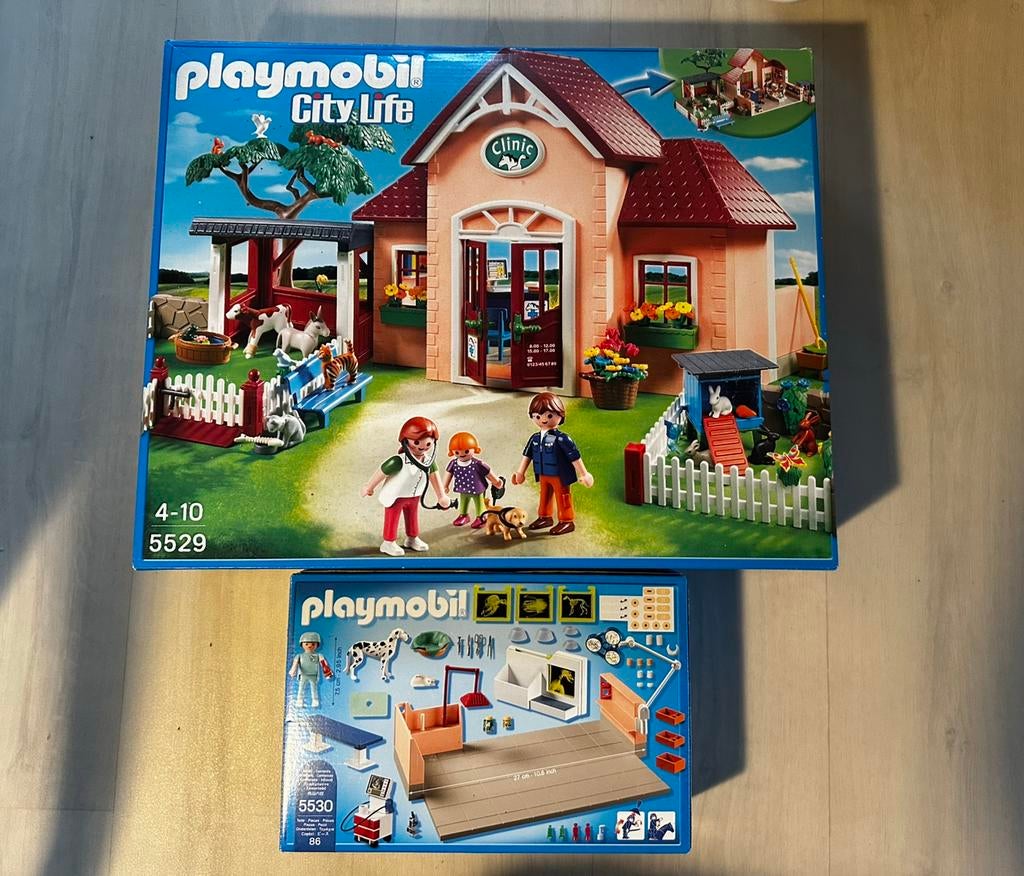 Playmobil 5530 operatie kwartier en 5529 dierenkliniek, Ophalen, Zo goed als nieuw, Complete set