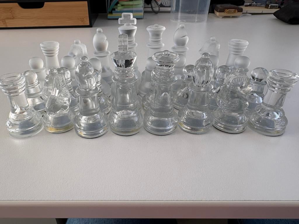 Glazen schaakstenen, Ophalen of Verzenden, Gebruikt