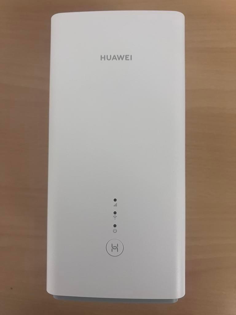 4G+ modem Huawei B628-265 wit heb er meer, Router met modem, Verzenden, Zo goed als nieuw, Huawei