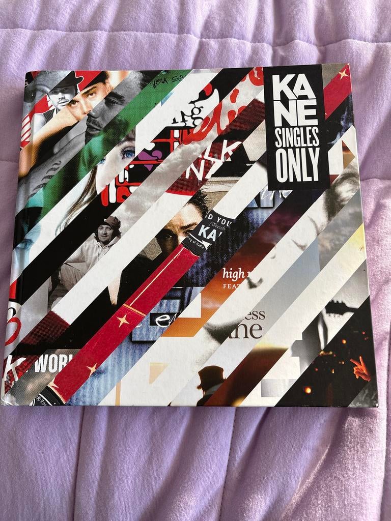 Kane - Kane singles only ( boek ), Gelezen, Artiest, Kane, Ophalen of Verzenden