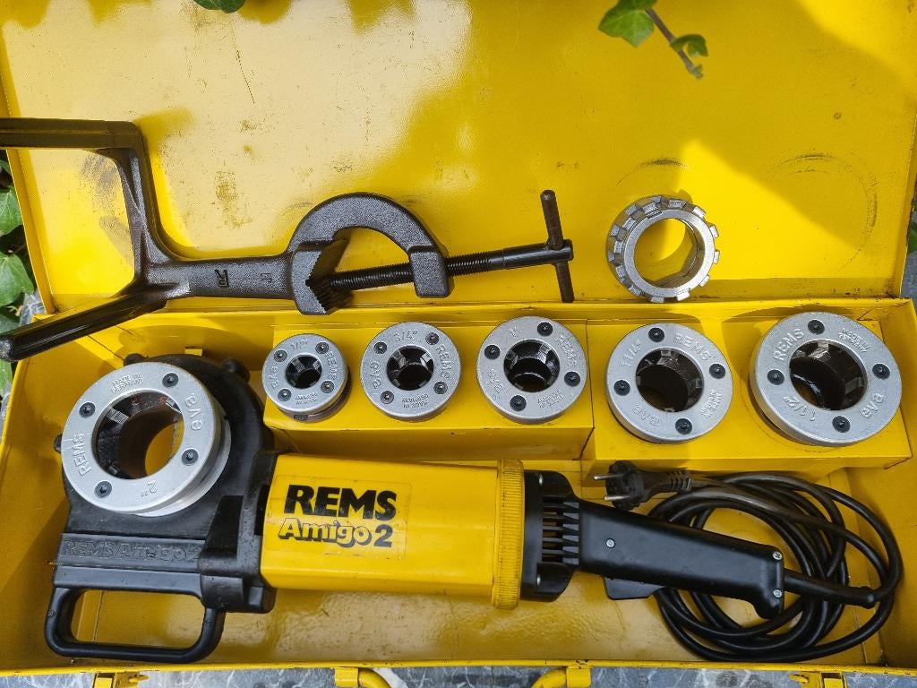 REMS AMIGO 2 inch Draadsnijmachine, Ophalen of Verzenden, Zo goed als nieuw