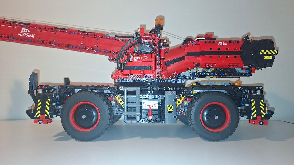 42082 kraan voor alle terreinen Technic, Kinderen en Baby's, Speelgoed | Duplo en Lego, Ophalen, Zo goed als nieuw, Complete set