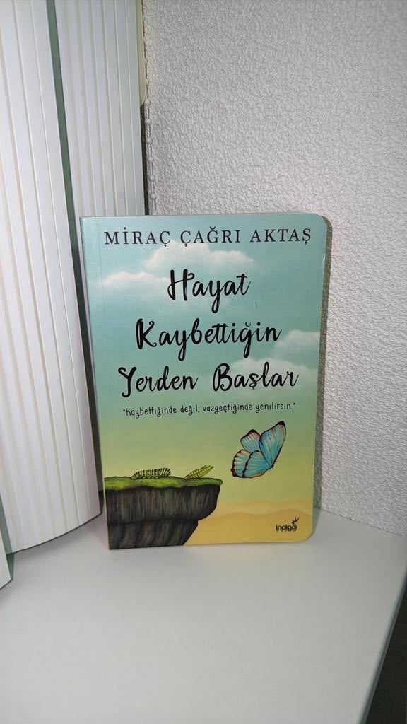 Turkse leesboek - Hayat Kaybettigin Yerden Baslar nieuw, Ophalen of Verzenden, Zo goed als nieuw