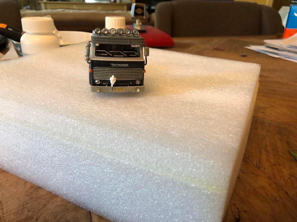 SCANIA 141 V8.4x2.  TREKKER two tone grijs, Ophalen of Verzenden, Zo goed als nieuw, Bus of Vrachtwagen