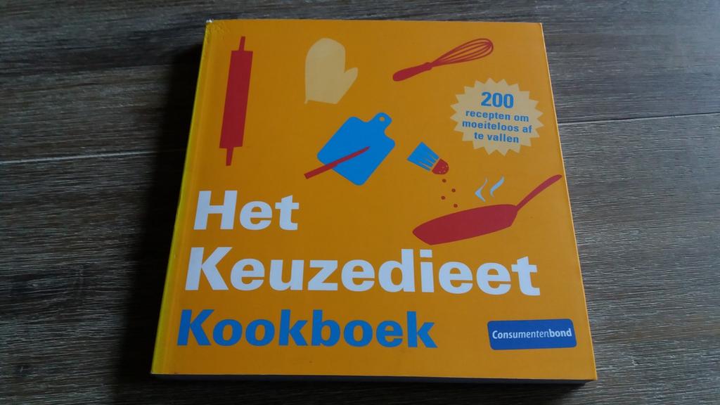 Het Keuzedieet Kookboek  200 recepten om moeiteloos af te va, Boeken, Ophalen of Verzenden, Zo goed als nieuw