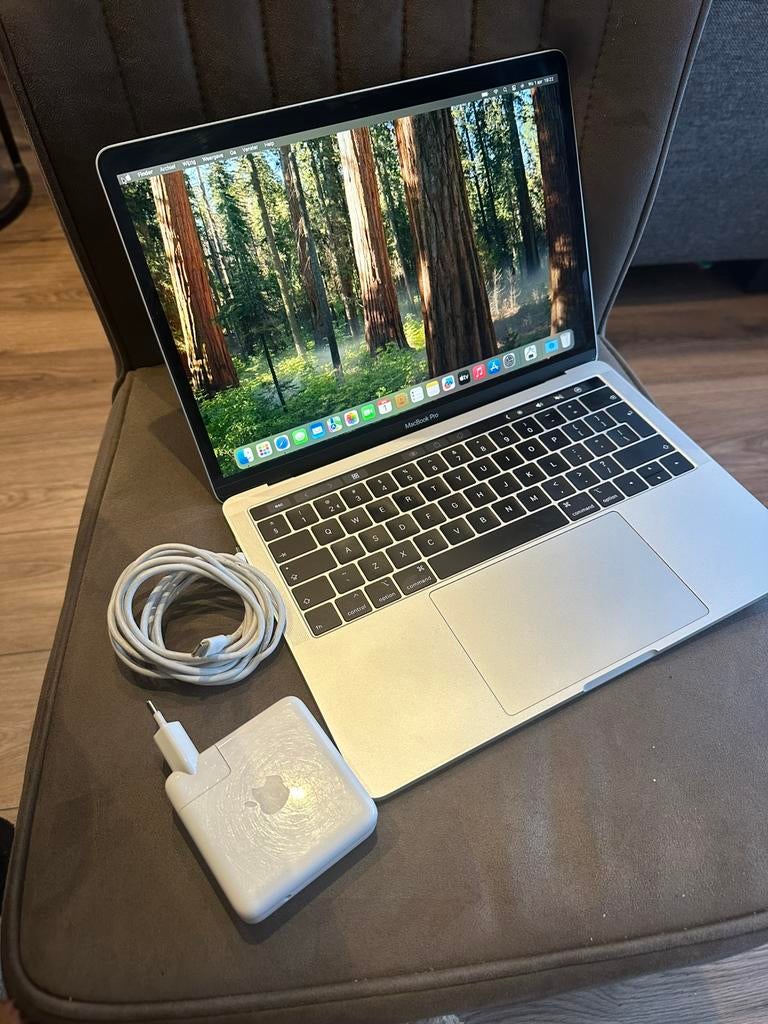 MacBook Pro 13-inch late (2018) 4 USB-C-poort/256SSD/8GB, Computers en Software, Apple Macbooks, MacBook Pro, 2 tot 3 Ghz, 13 inch