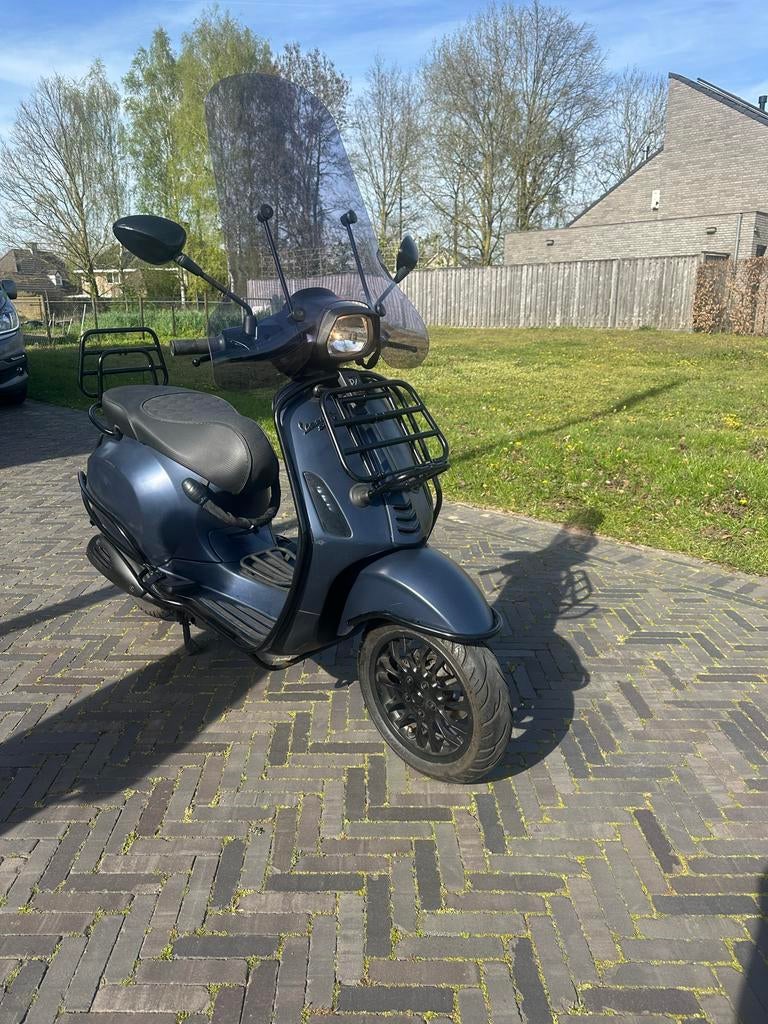 Vespa Sprint uit 2014, paars/blauw, 4471 km, Ophalen, Gebruikt, Overige modellen