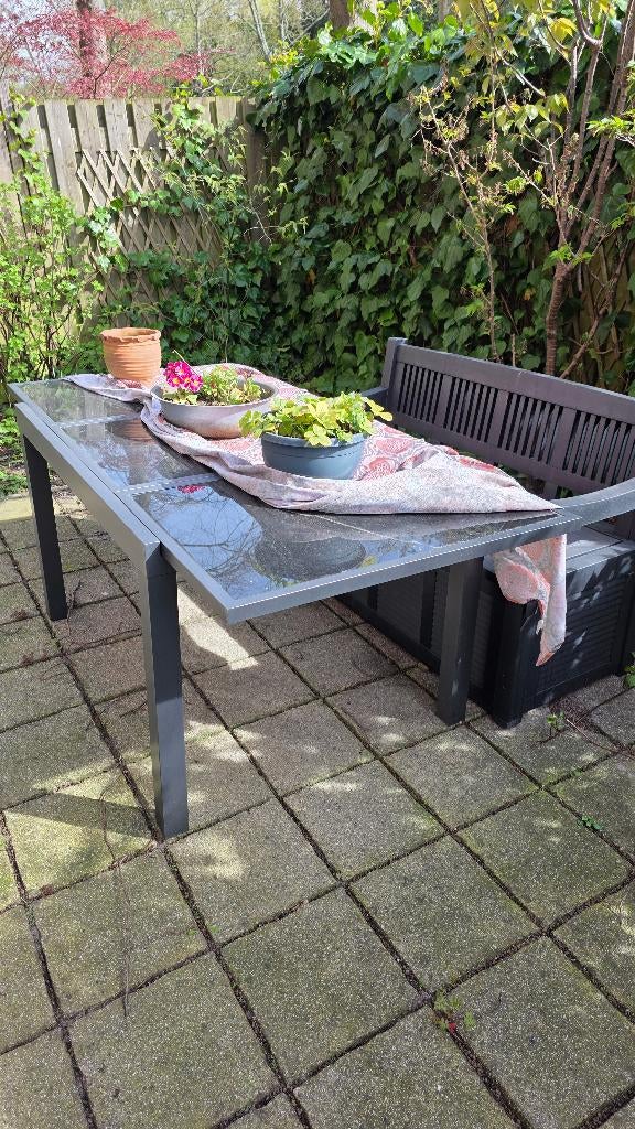 Buitentafel met of zonder bank, Tuin en Terras, Tuintafels, Ophalen, Zo goed als nieuw, Rechthoekig, Metaal