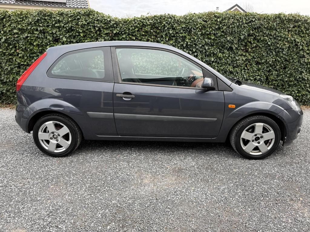 Ford Fiesta 1.3-8V Futura | Airco | Elekt. Ramen | LMV | Stu, 1299 cc, Stof, 4 cilinders, Origineel Nederlands