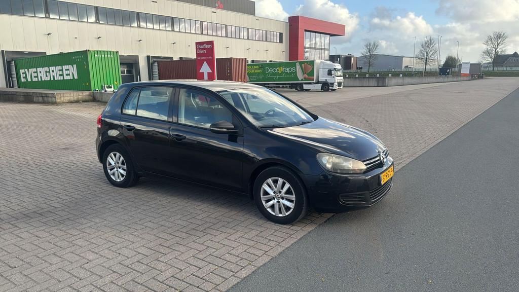 Volkswagen Golf 1.6 TDI Trendline BlueMotion Clima Zwart 201, Voorwielaandrijving, Euro 5, Gebruikt, 4 cilinders
