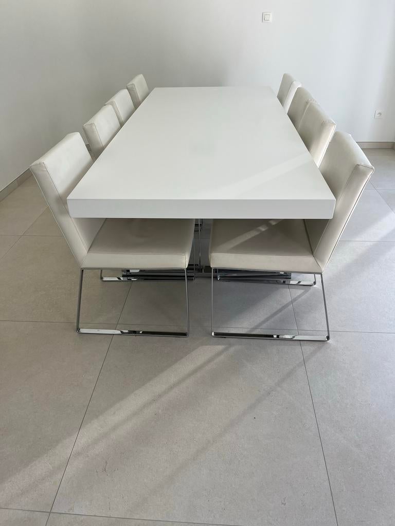 Moderne witte eettafel met 8 stoelen, Kunststof, 100 tot 150 cm, 200 cm of meer, Ophalen of Verzenden