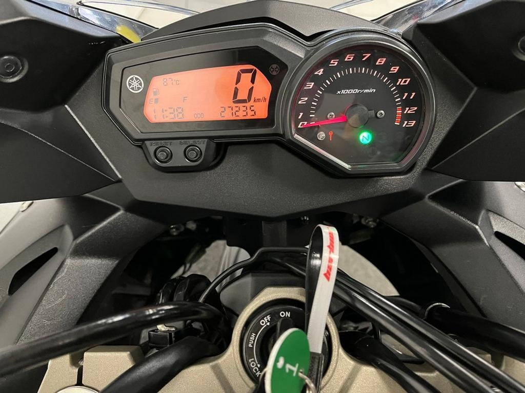 Yamaha XJ 6 DIVERSION (bj 2011), 4 cilinders, Motorrijbewijs A, Bedrijf, Onbekend