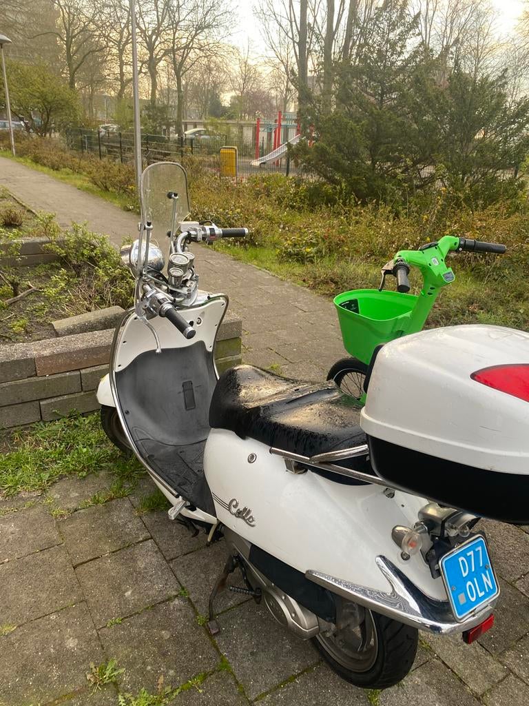 Sym Cello scooter uit 2010, opknapper, Ophalen, Gebruikt, Benzine, Overige modellen