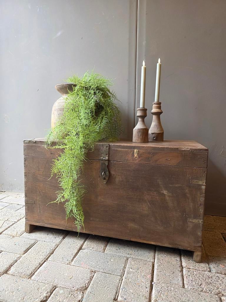 Grote oude oostindische dekenkist bewaarkist opbergkist, Minder dan 50 cm, Gebruikt, 50 tot 100 cm, Ophalen of Verzenden