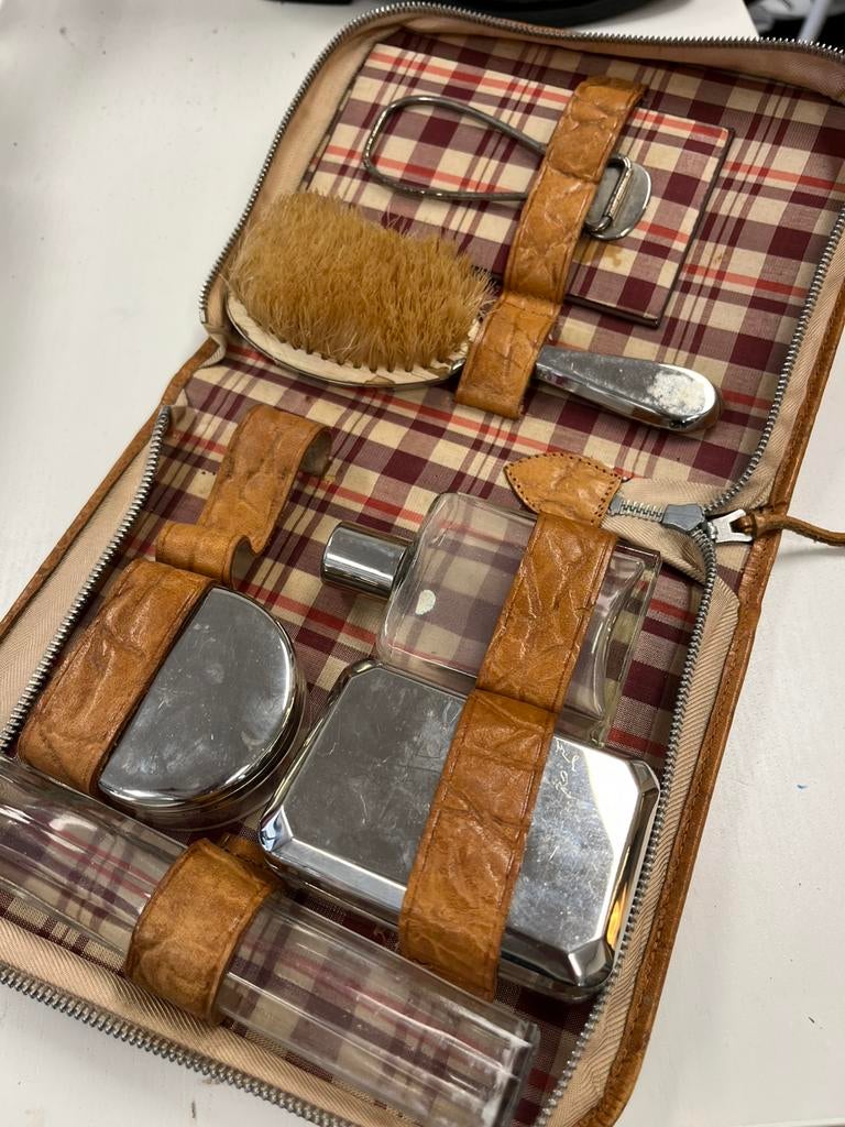 Verzorgingsset vintage, Verzamelen, Retro, Ophalen, Persoonlijke verzorging