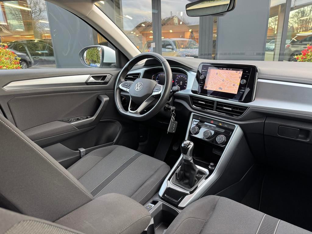 Volkswagen T-Roc 1.0 TSI 110pk 75 Edition (bj 2022), 12 maanden, Gebruikt, Euro 6, Wit