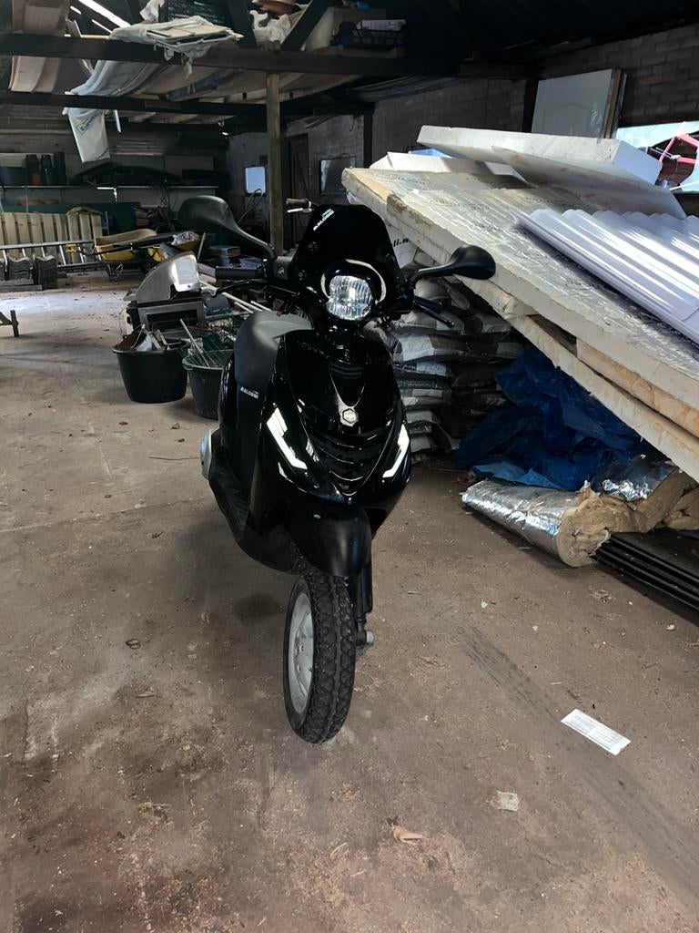 Zip 70 cc, Fietsen en Brommers, Scooters | Piaggio, Zo goed als nieuw, Zip, Tweetakt, Ophalen